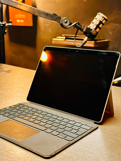 Microsoft Surface Go (8GB RAM / 128GB SSD) – Intel Pentium Gold