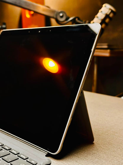 Microsoft Surface Go (8GB RAM / 128GB SSD) – Intel Pentium Gold